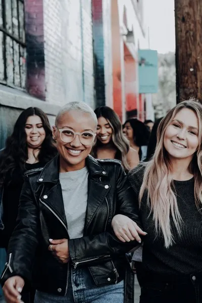 A social network of female friends