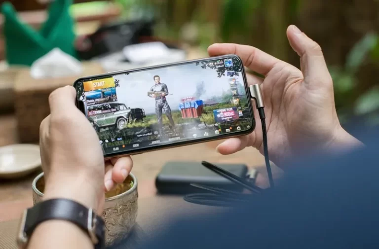Gaming on a mobile phone