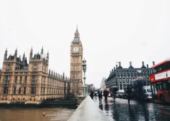 the houses of parliament - united kingdom